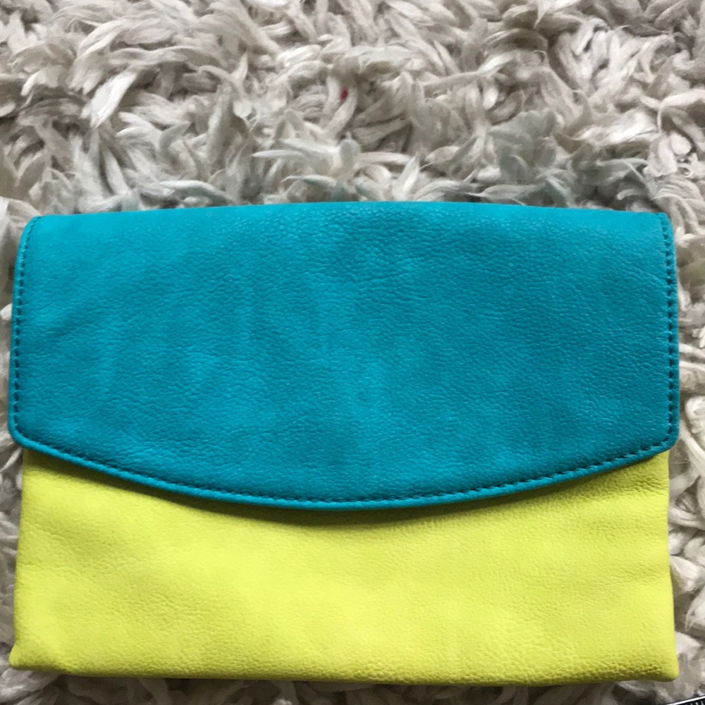 Ann Taylor pouch perfect condition